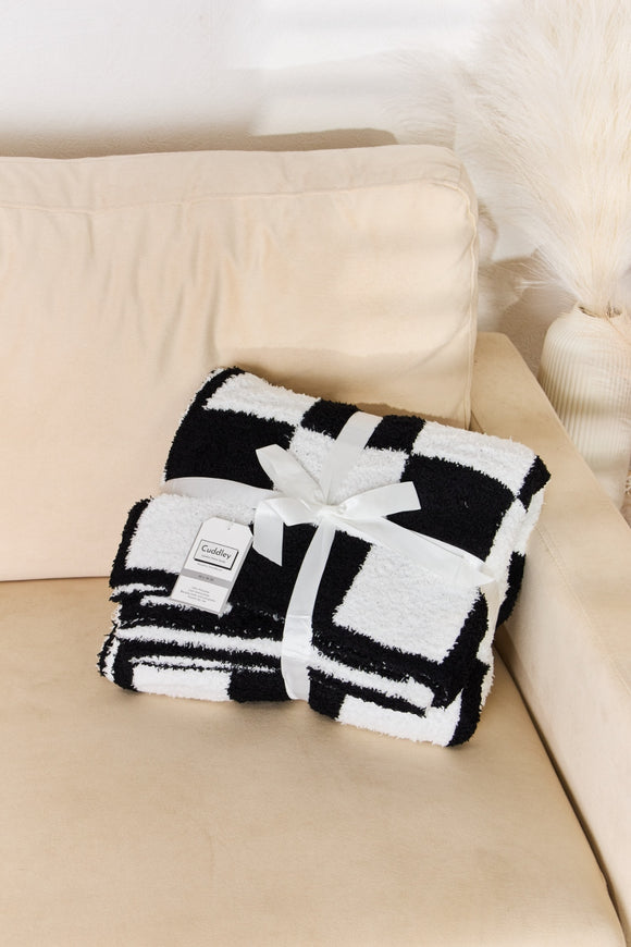 *Online Exclusive* Cuddley Checkered Blanket