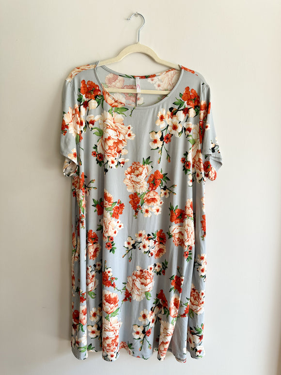 SECONDHAND 4X - Grey Floral CRC Tunic